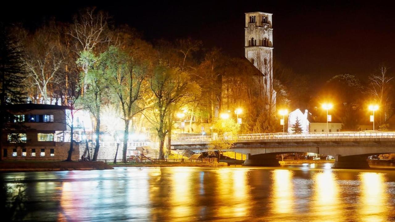 Shiny Thumb Apartment Bihac Bagian luar foto